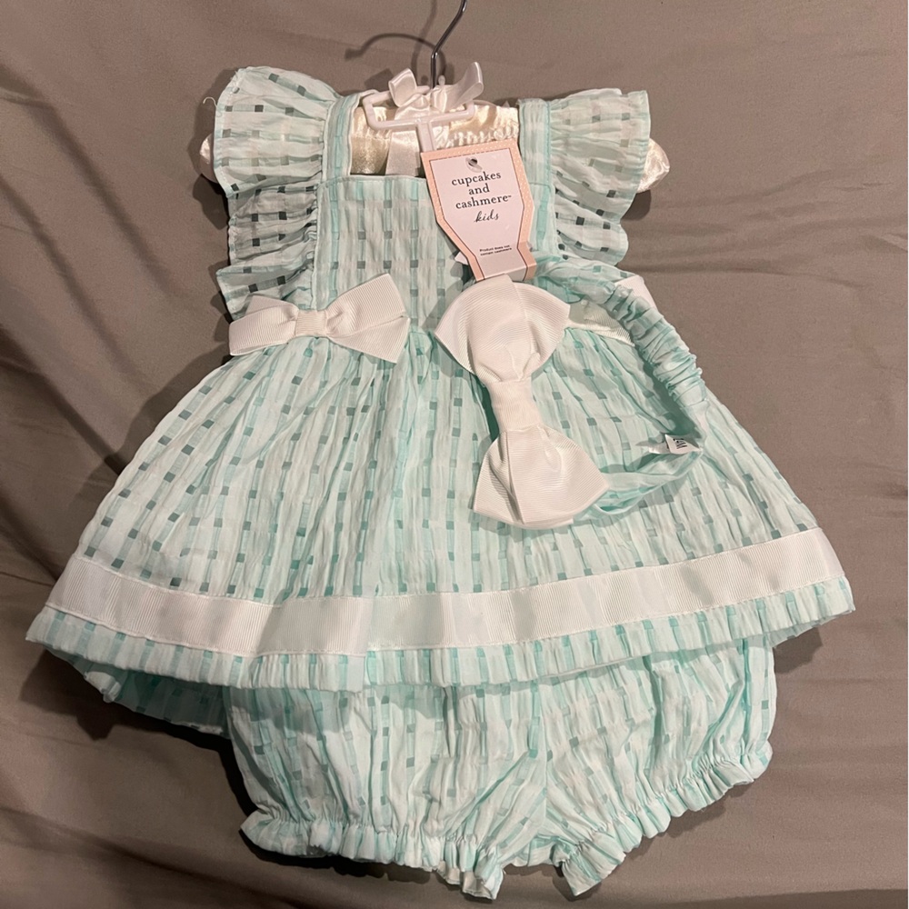 Cupcakes and Cashmere 3 piece blue Dress set